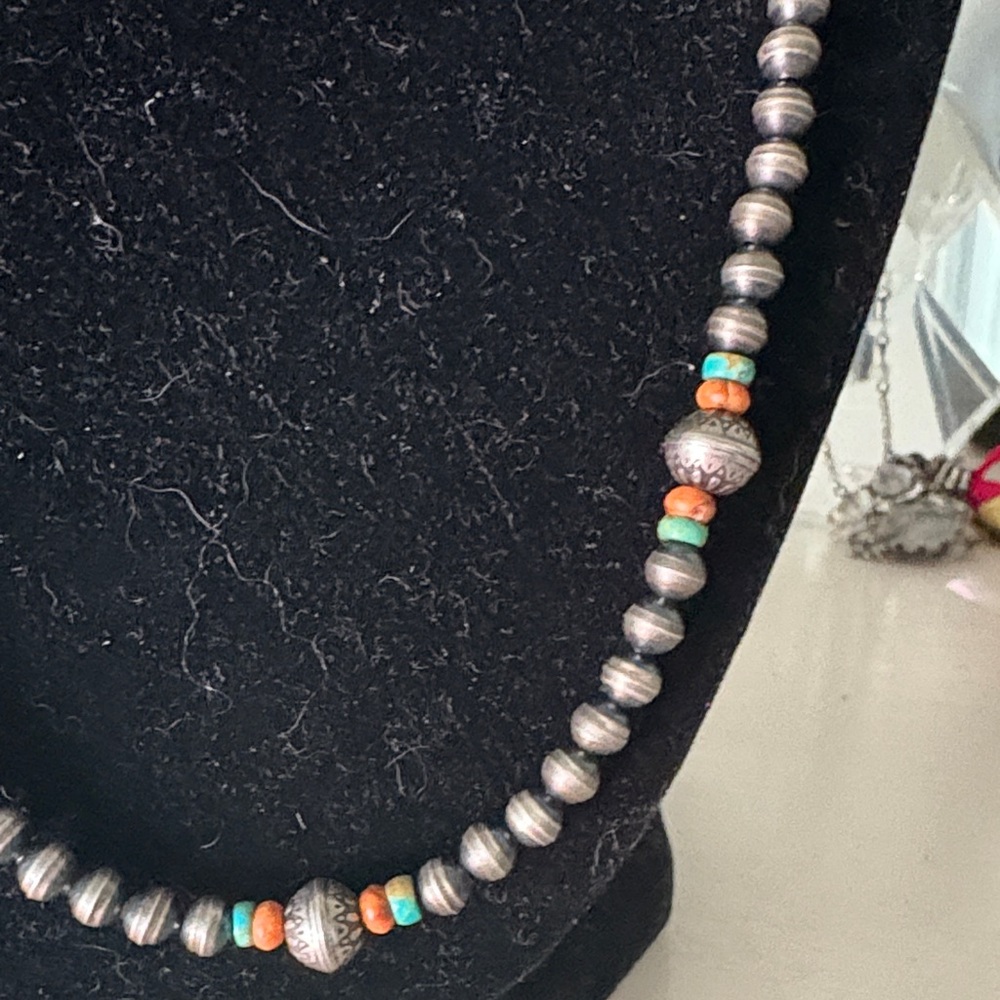 Silver and Turquoise Beaded Necklace - Picture 3 of 5